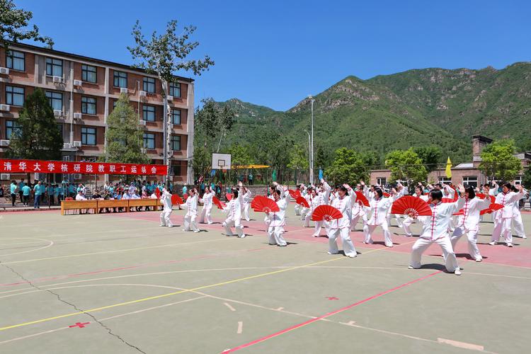 成为焦点 成为焦点